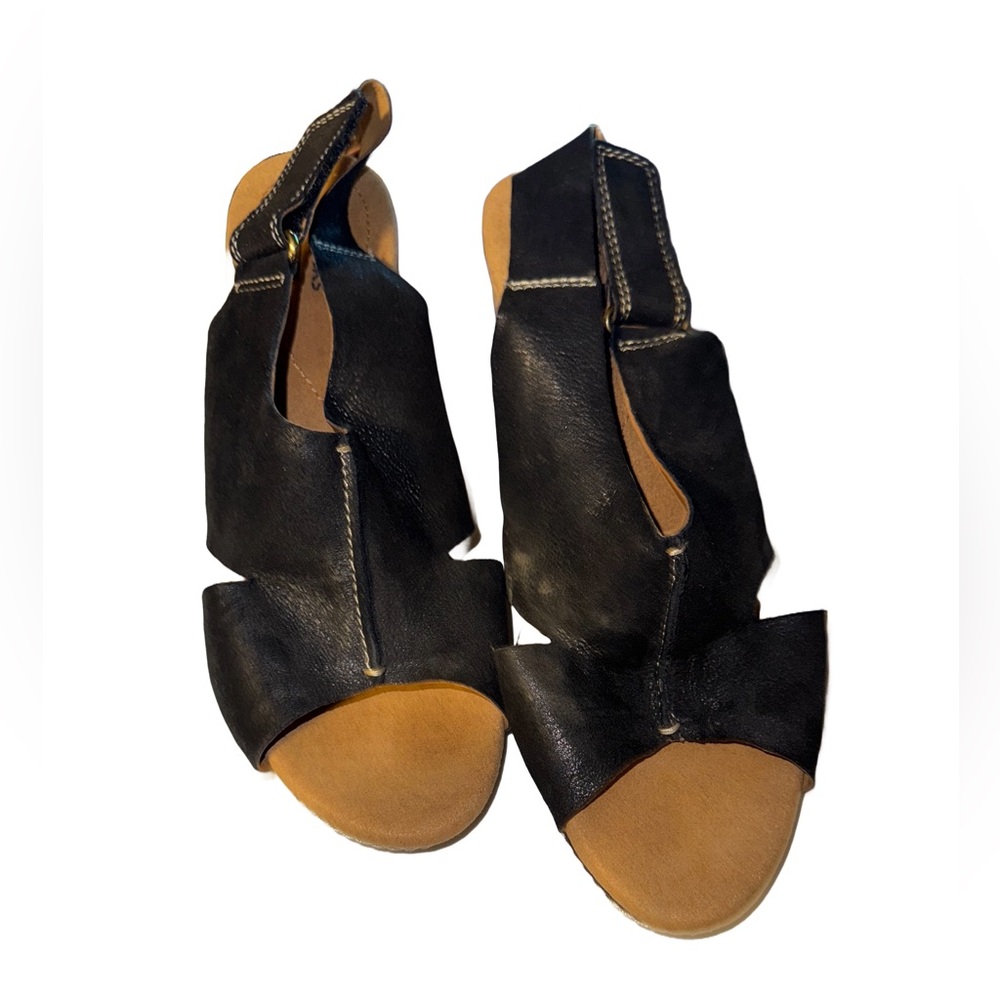 Clarks Black and Tan Sandals with Ankle Straps